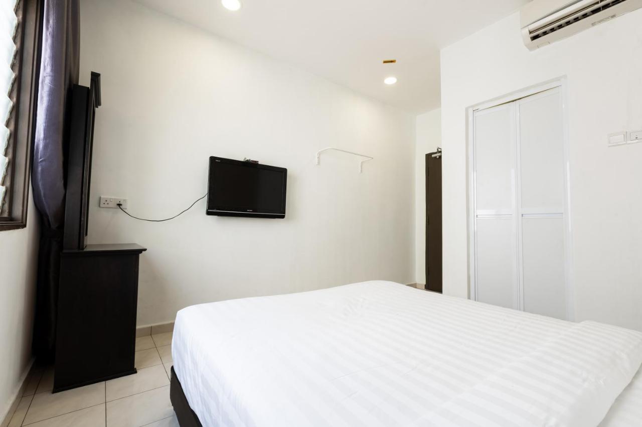 Ant Hotel Малакка Экстерьер фото