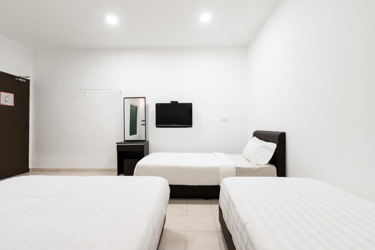 Ant Hotel Малакка Экстерьер фото